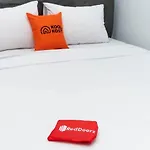 Reddoorz Brand Man12045 Reddoorz Near Megamall Manado